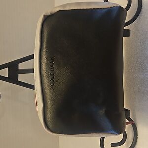 Cole Haan for American Airlines Black Gray  Zip Closure Set of 2 Cosmetics Tra…
